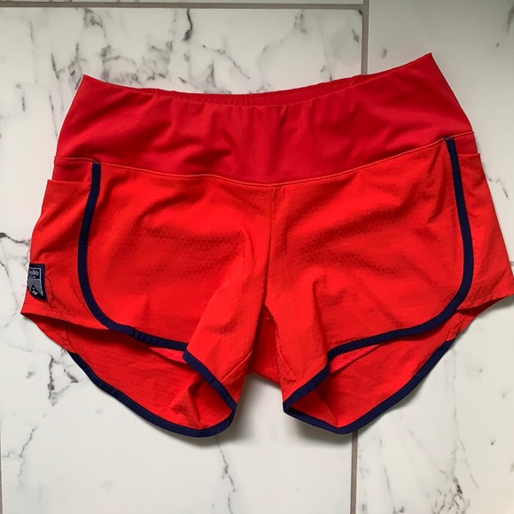 oiselle Pants - 🏃🏻‍♀️ Oiselle Track Star shorts - size 4